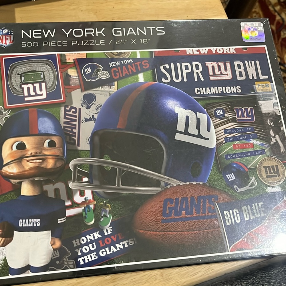 500 piece New York Giants puzzle new in box